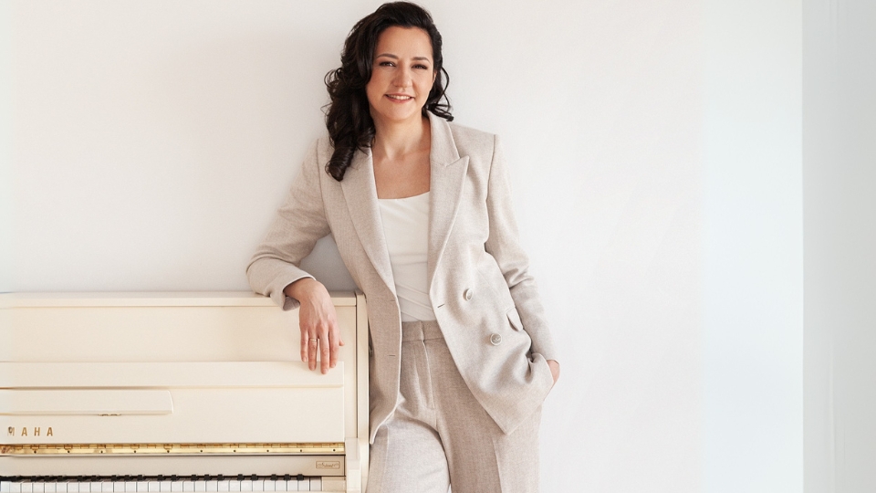 International Interview Concerts: Maya Irgalina