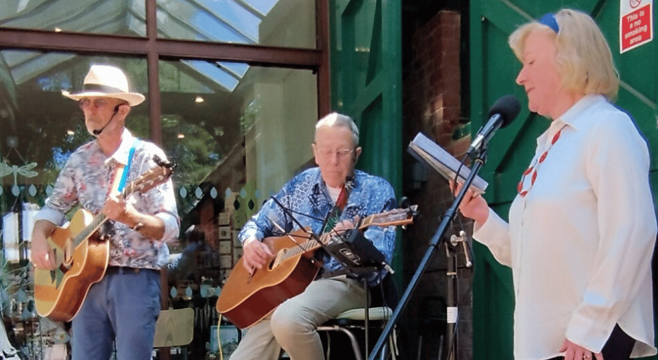 Music Bites - The Driftwood Troubadours