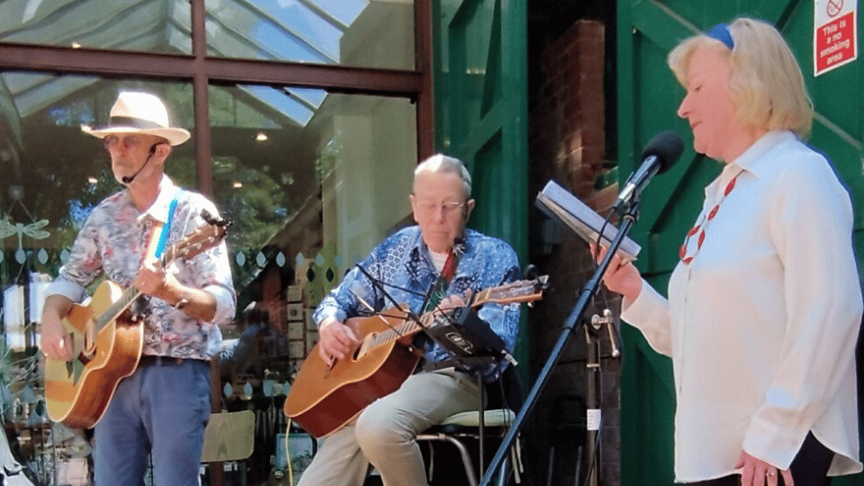 Music Bites - The Driftwood Troubadours