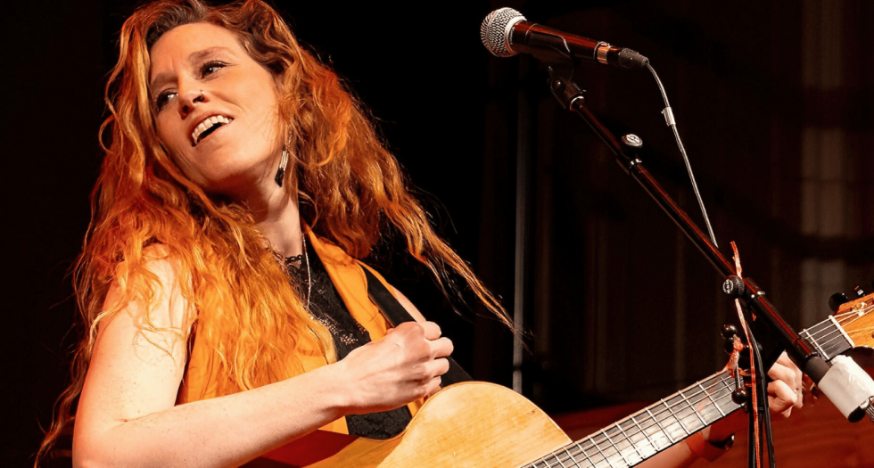 Summer Sessions: Hollie Rogers (duo)